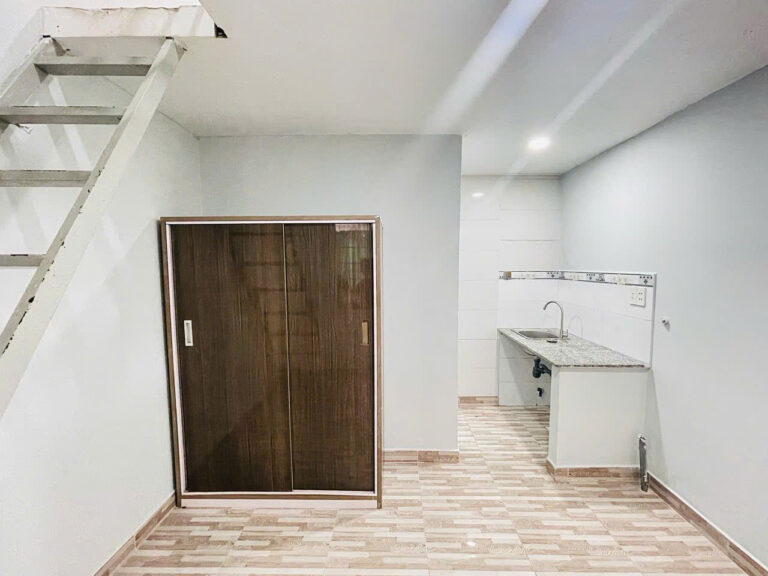 Phòng trọ gác cao giá rẻ có máy lạnh ở 83 Phạm Văn Bạch chỉ từ 3tr