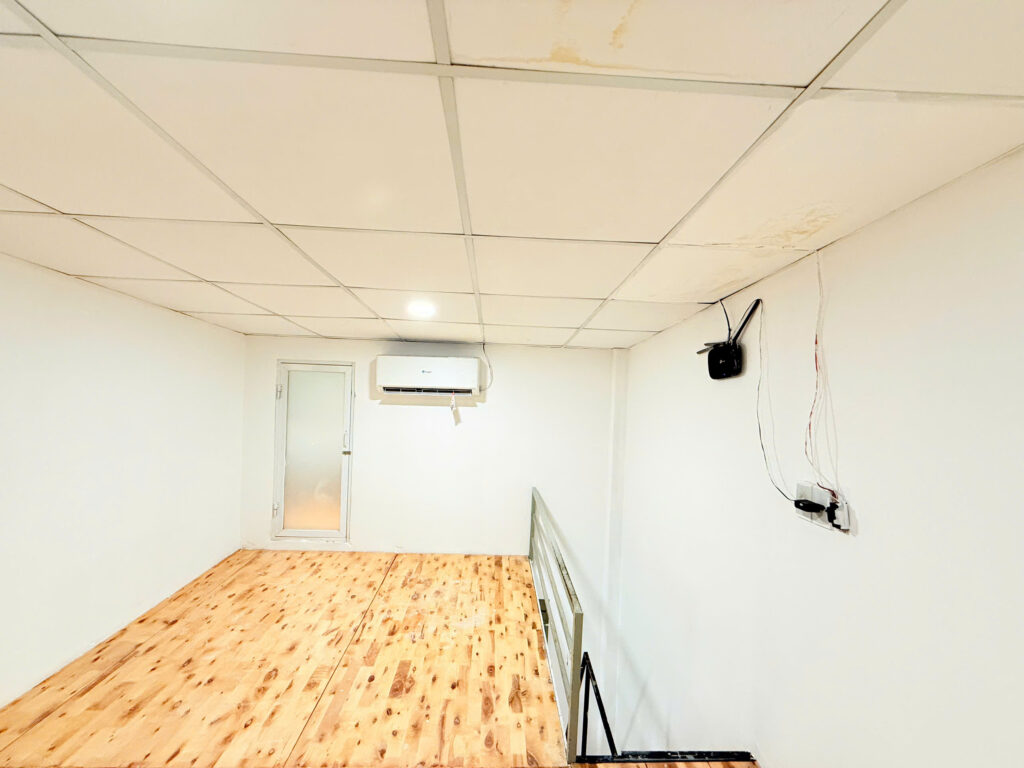 Phòng trọ gác cao giá rẻ có máy lạnh ở 83 Phạm Văn Bạch chỉ từ 3tr