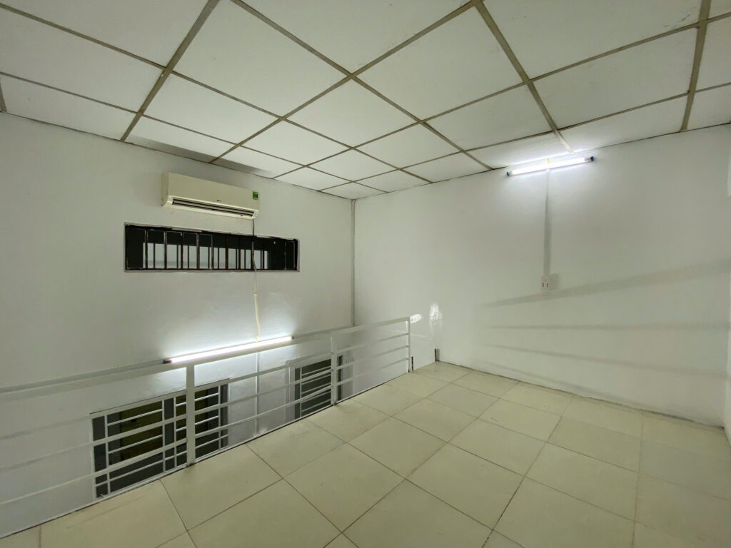phòng gác cao trệt Lê Văn quới giá chỉ 3tr3 gần ngã tư Bốn Xã