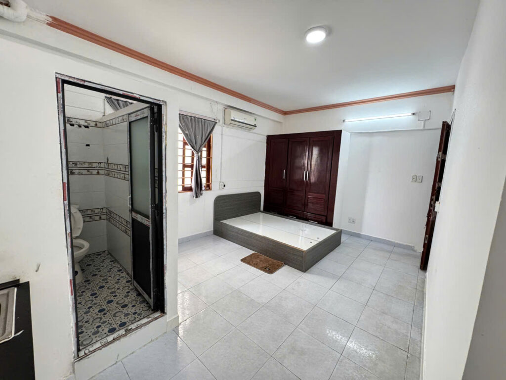 PHÒNG CỬA SỔ THOÁNG TÊN LỬA GẦN AEON BÌNH TÂN GIÁ CHỈ TỪ 3TR5